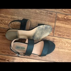 EVERYTHING $5!! Madden black leather sandal size 7